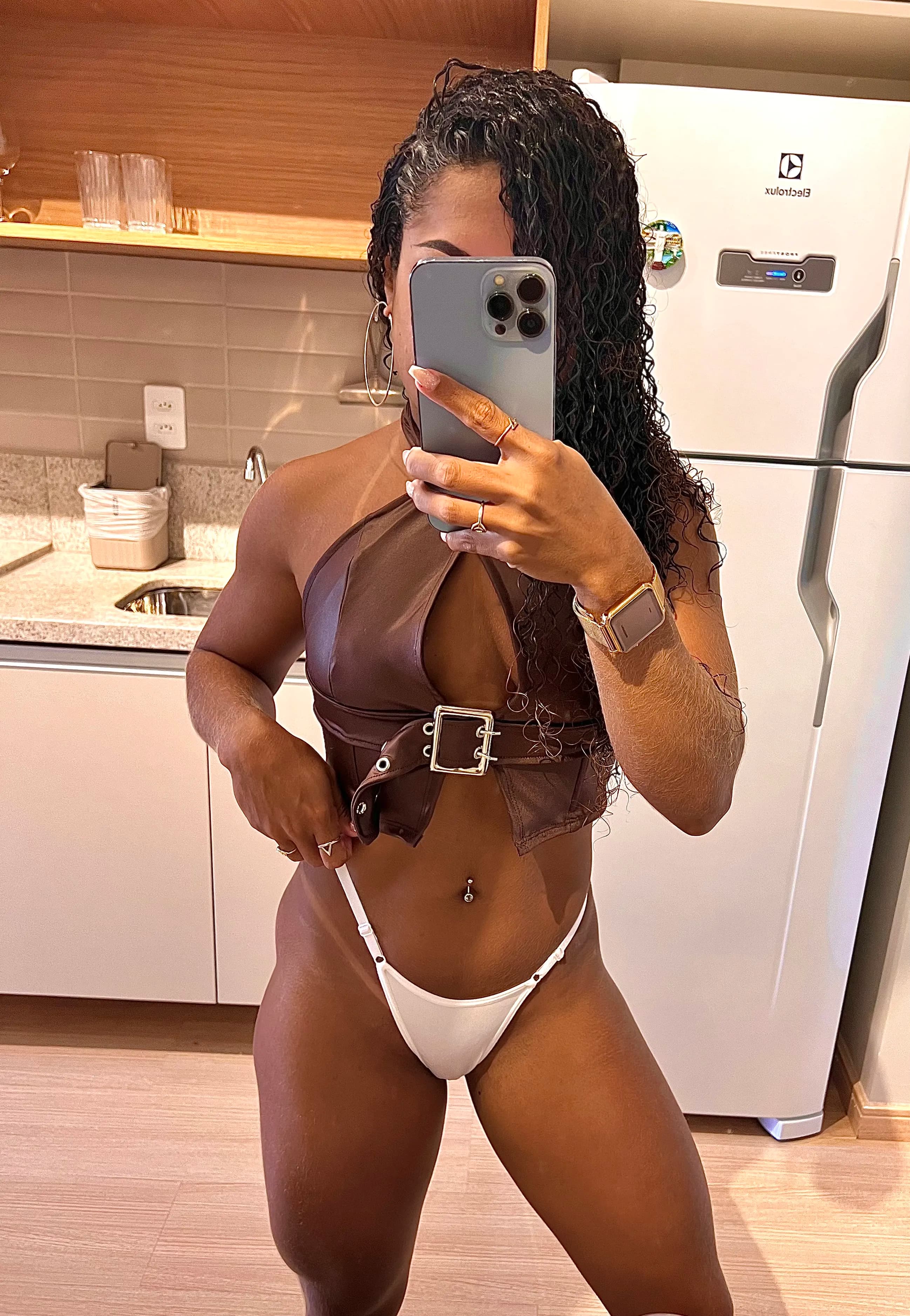 Isis photo 2