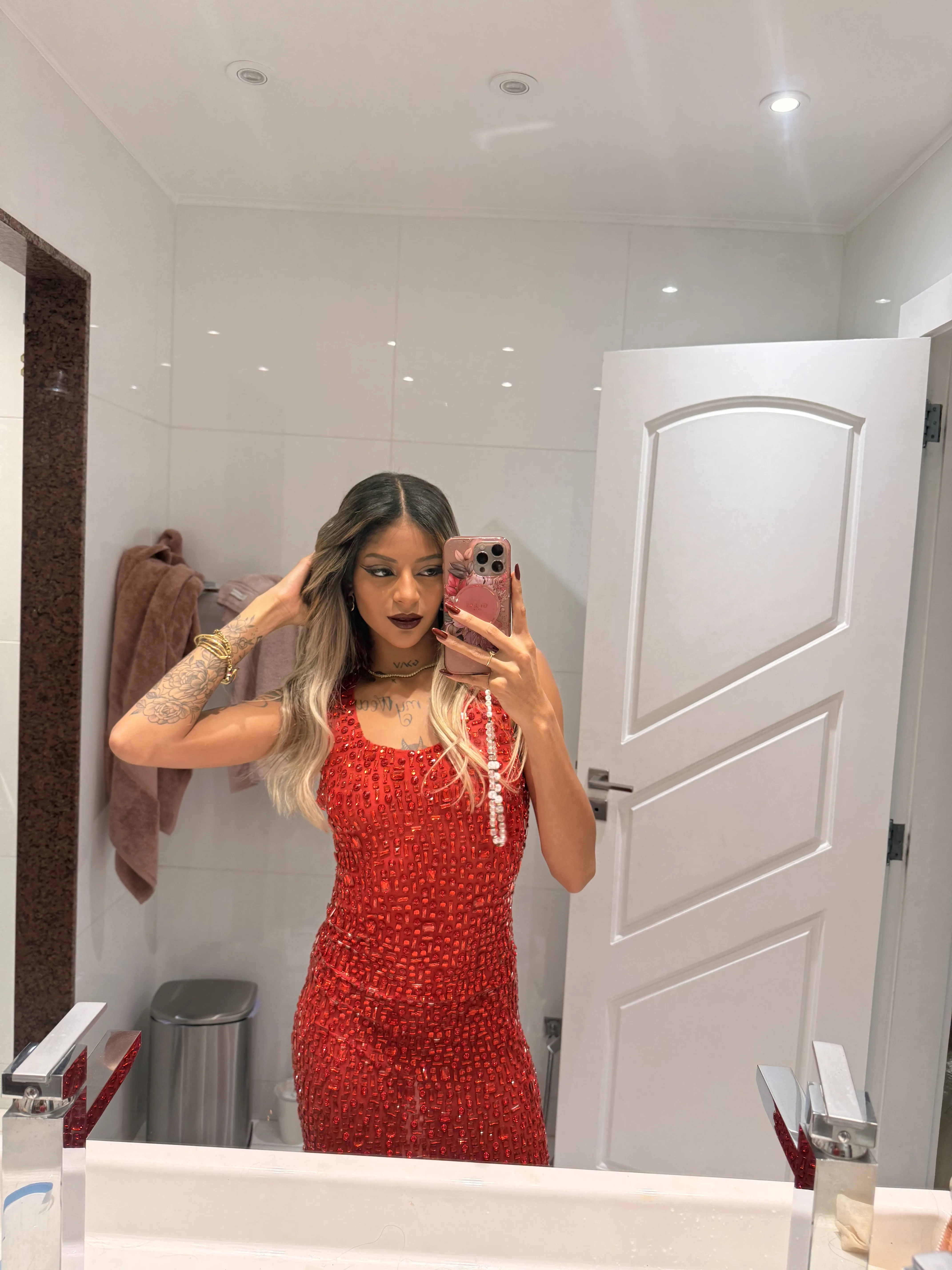 Amora photo 4