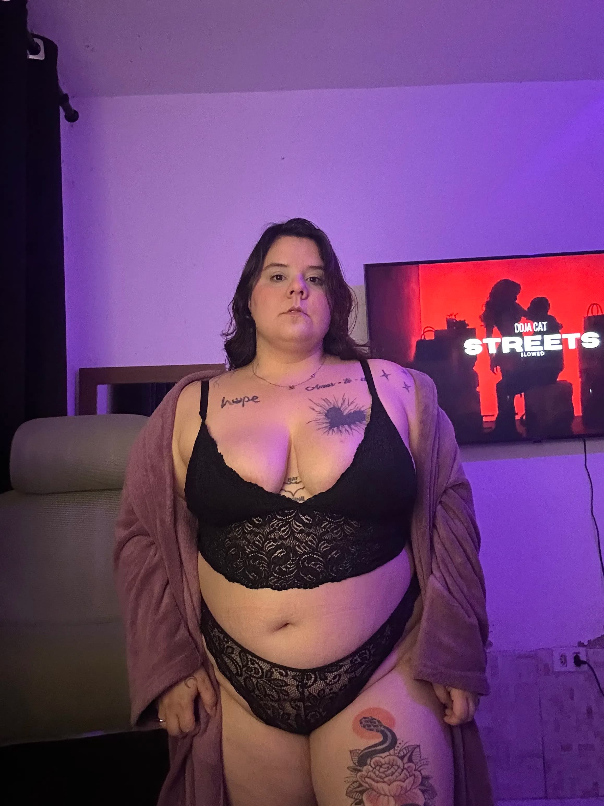 Lady Bryce photo 4