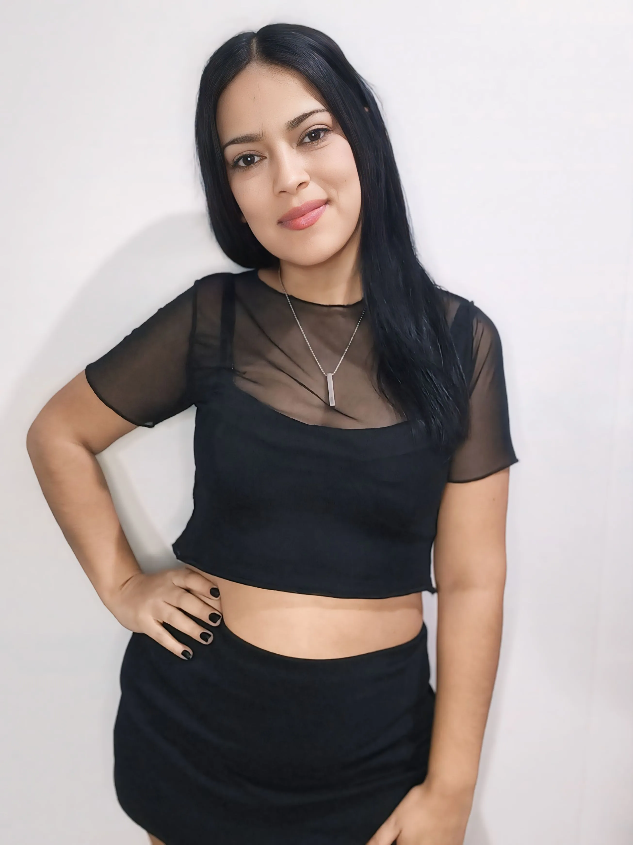 IVONNE photo 2